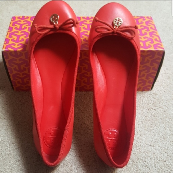 Tory Burch Shoes - NEW🤗Tory Burch ballet flats